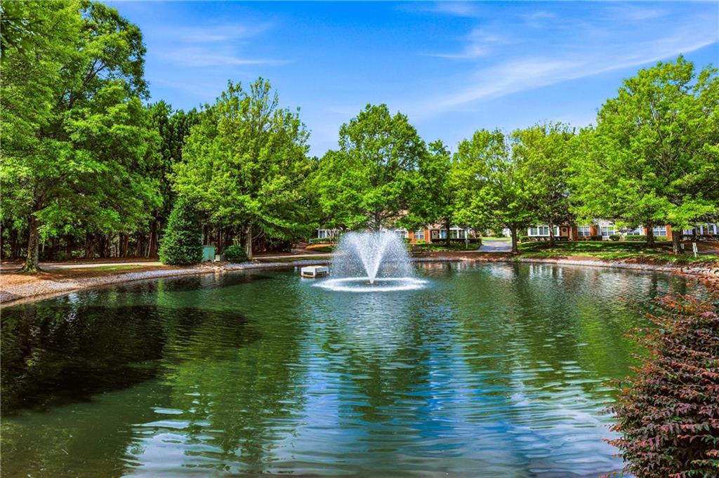 3783 Vineyards Lake Circle NW Unit 21