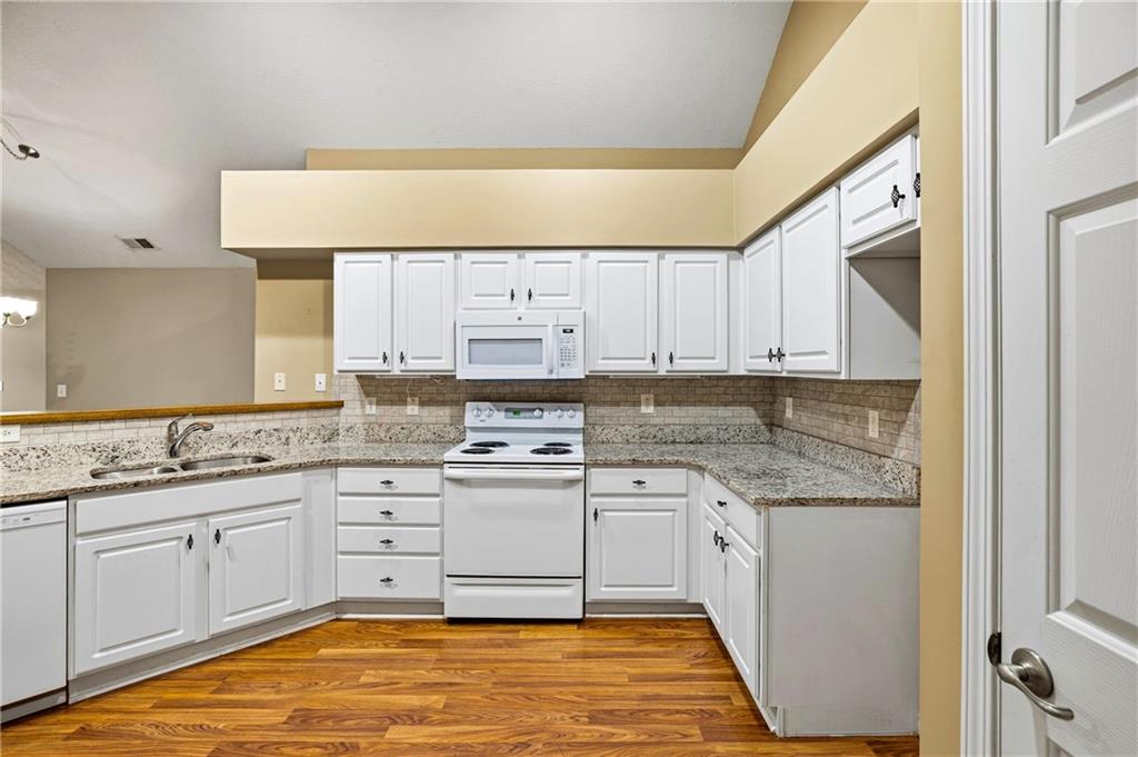 3783 Vineyards Lake Circle NW Unit 21