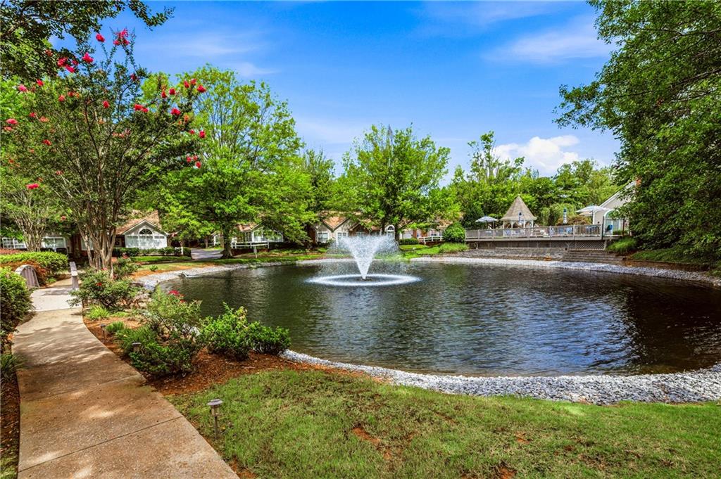 3783 Vineyards Lake Circle NW Unit 21