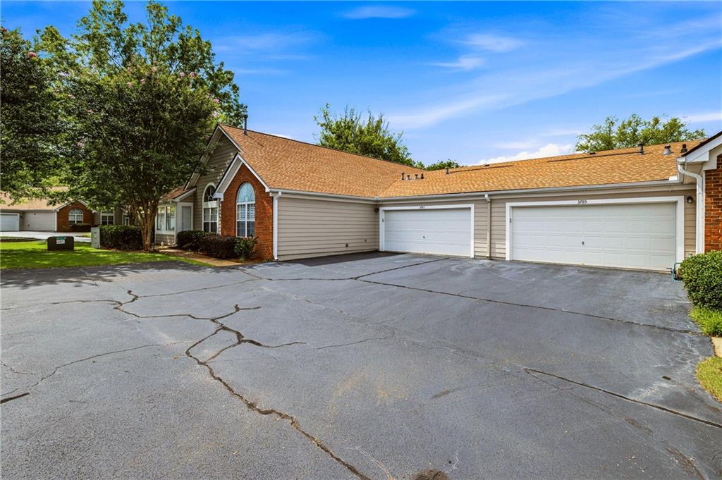 3783 Vineyards Lake Circle NW Unit 21