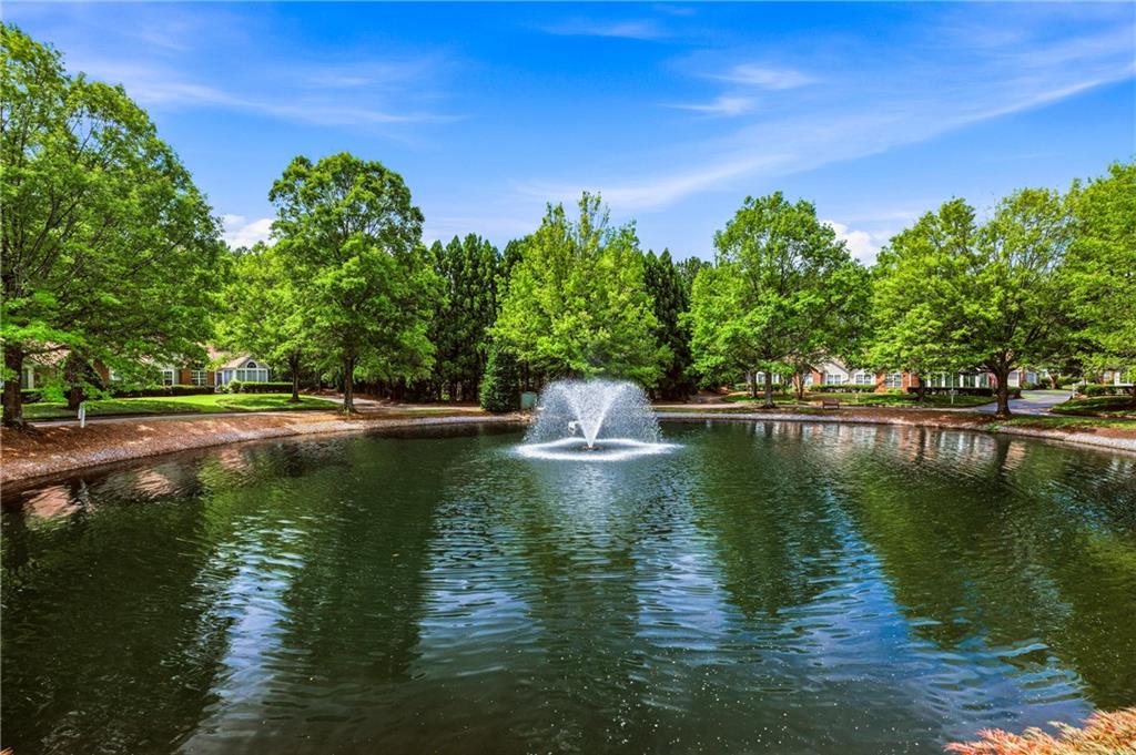 3783 Vineyards Lake Circle NW Unit 21