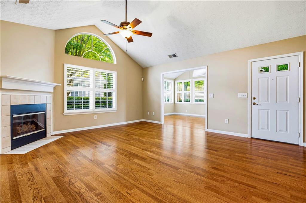3783 Vineyards Lake Circle NW Unit 21