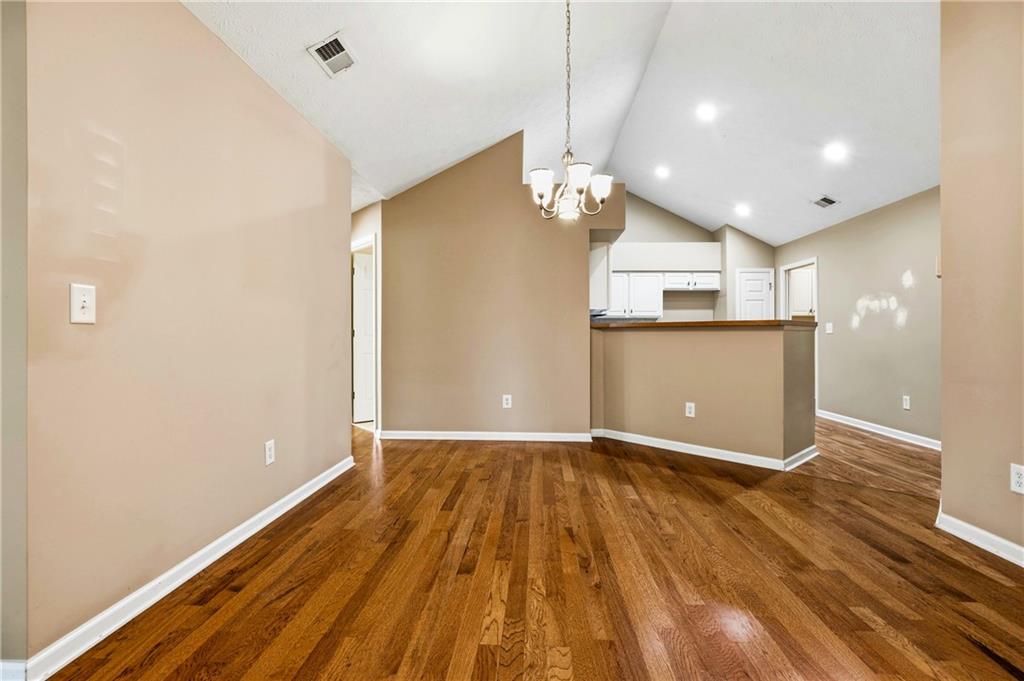 3783 Vineyards Lake Circle NW Unit 21