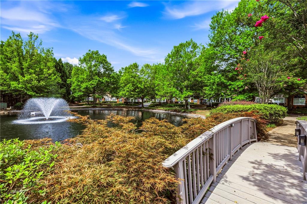 3783 Vineyards Lake Circle NW Unit 21