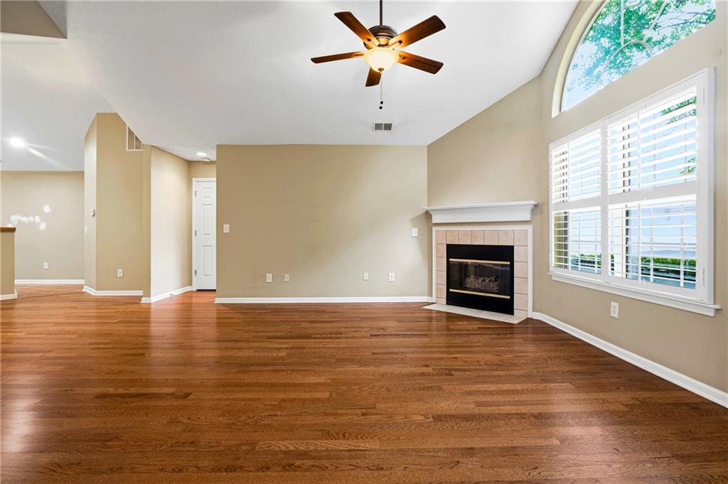 3783 Vineyards Lake Circle NW Unit 21