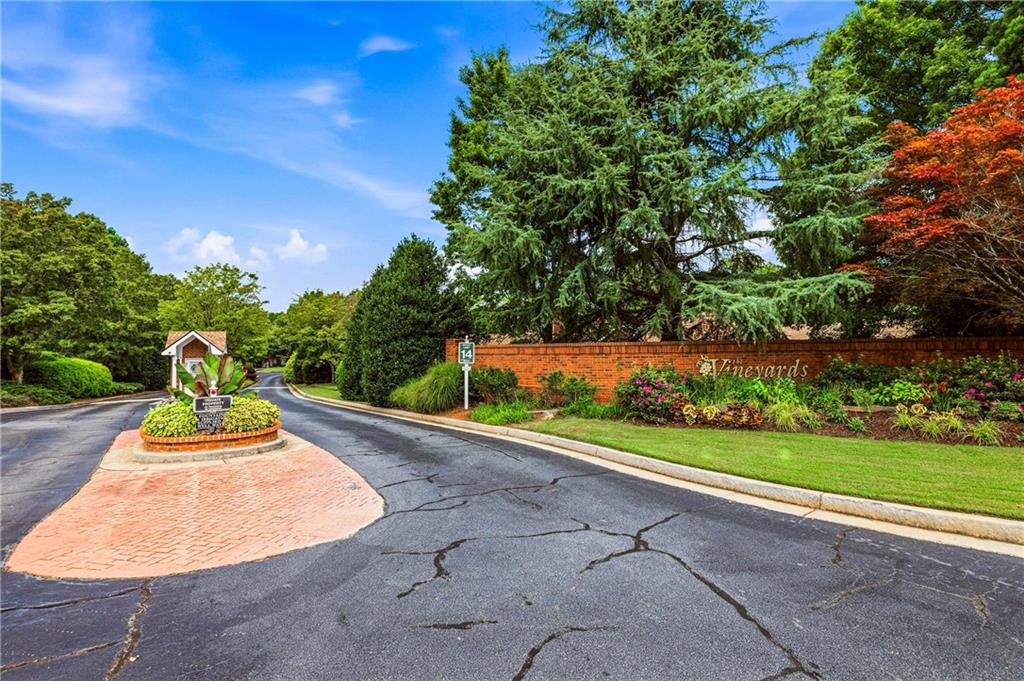 3783 Vineyards Lake Circle NW Unit 21