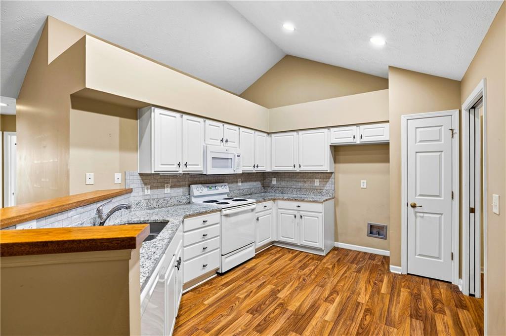 3783 Vineyards Lake Circle NW Unit 21