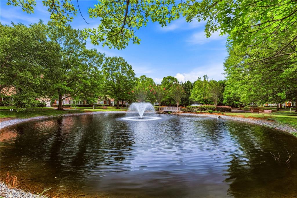 3783 Vineyards Lake Circle NW Unit 21