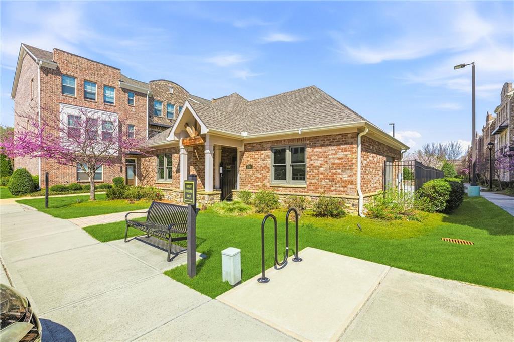 1742 Giddens Alley