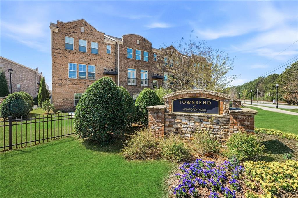 1742 Giddens Alley