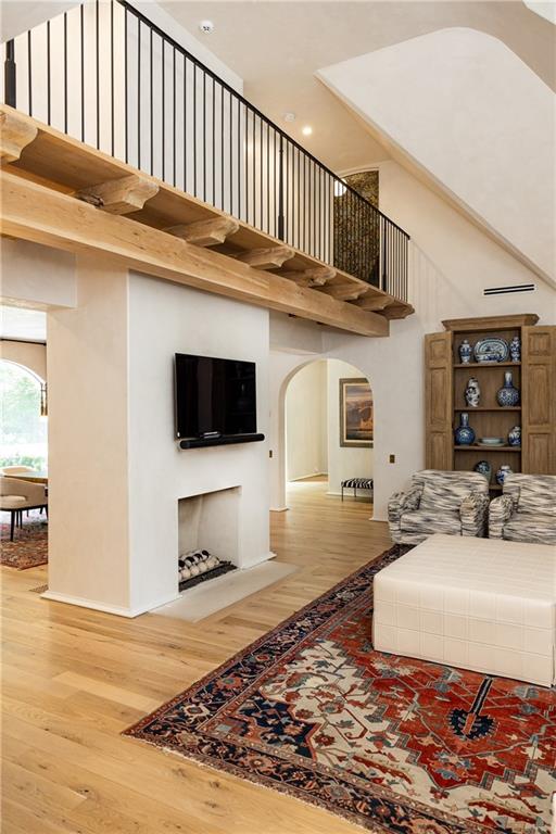300 Blackland Road NW