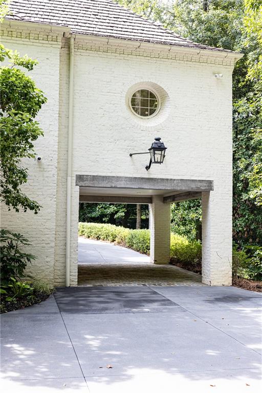 300 Blackland Road NW