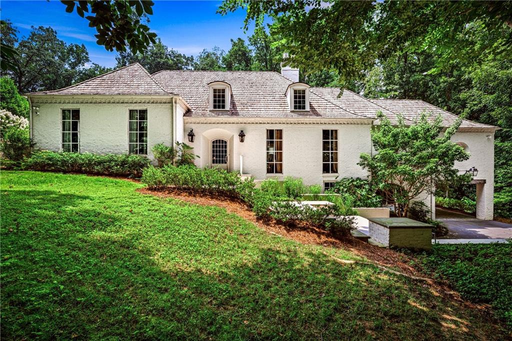 300 Blackland Road NW