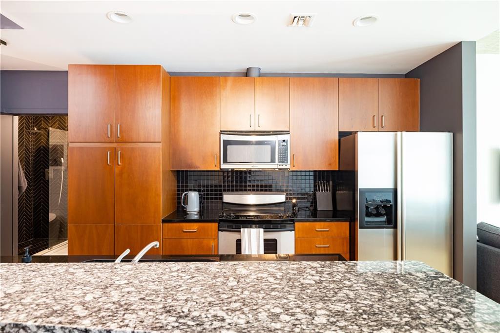943 Peachtree Street NE Unit 902