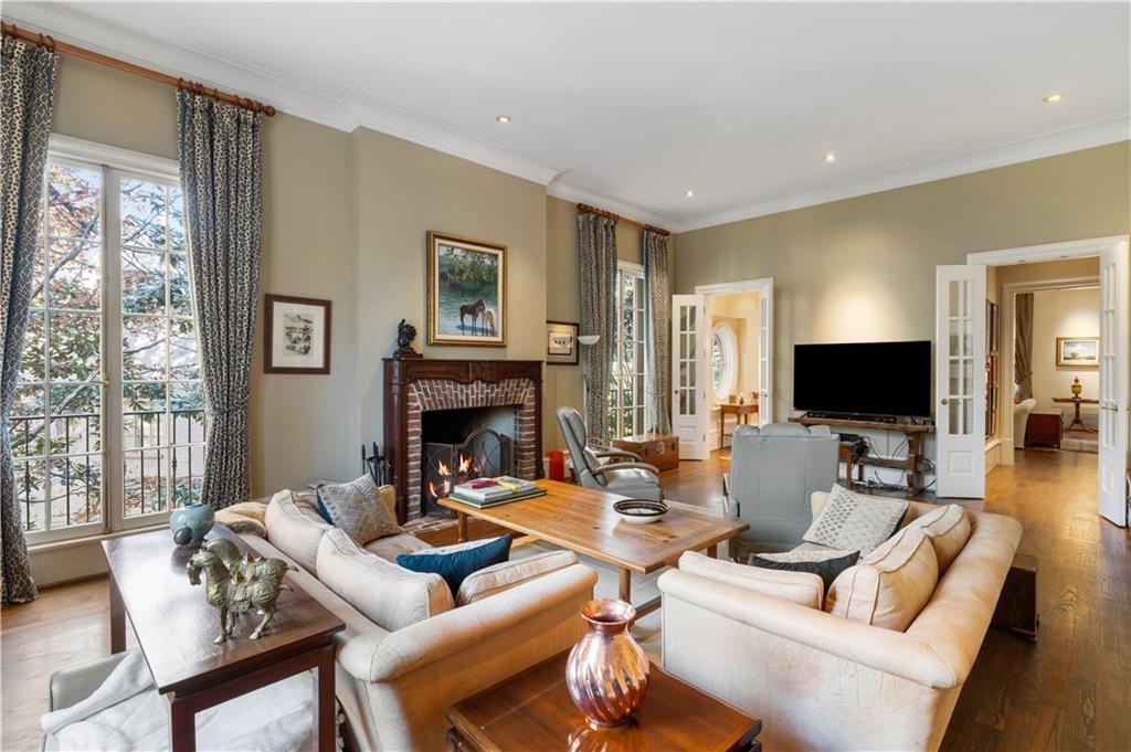 675 W Paces Ferry Unit #10 Road NW