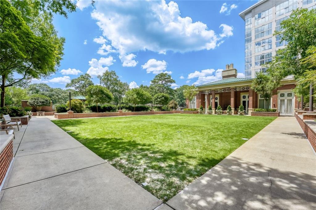 1820 Peachtree Street NW Unit 811