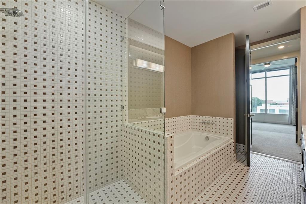 1820 Peachtree Street NW Unit 811