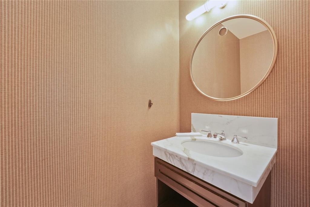 1820 Peachtree Street NW Unit 811