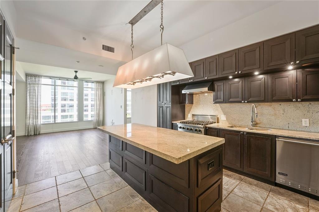 1820 Peachtree Street NW Unit 811