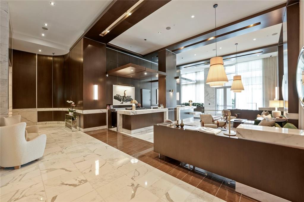 1820 Peachtree Street NW Unit 811