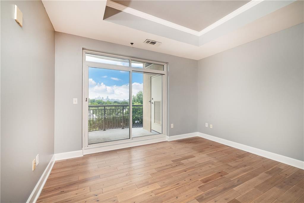 325 E Paces Ferry Road NE Unit 706