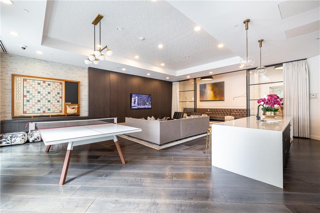 325 E Paces Ferry Road NE Unit 706