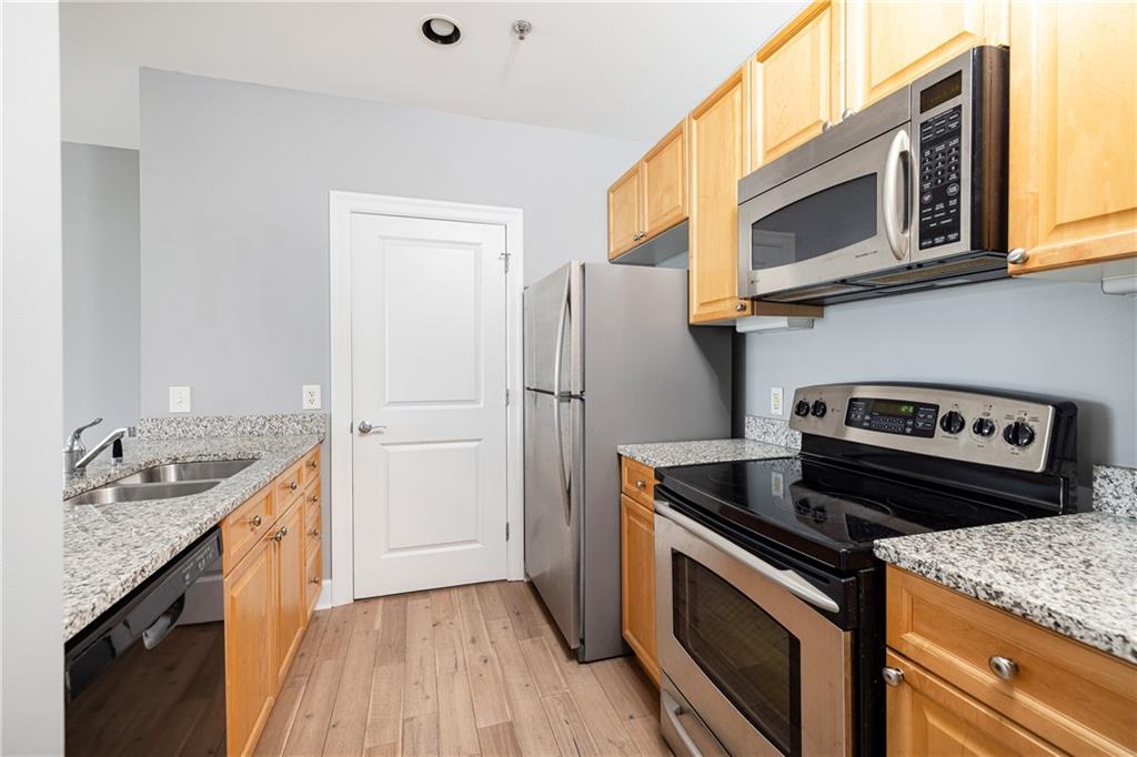325 E Paces Ferry Road NE Unit 706