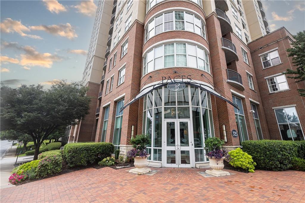 325 E Paces Ferry Road NE Unit 706