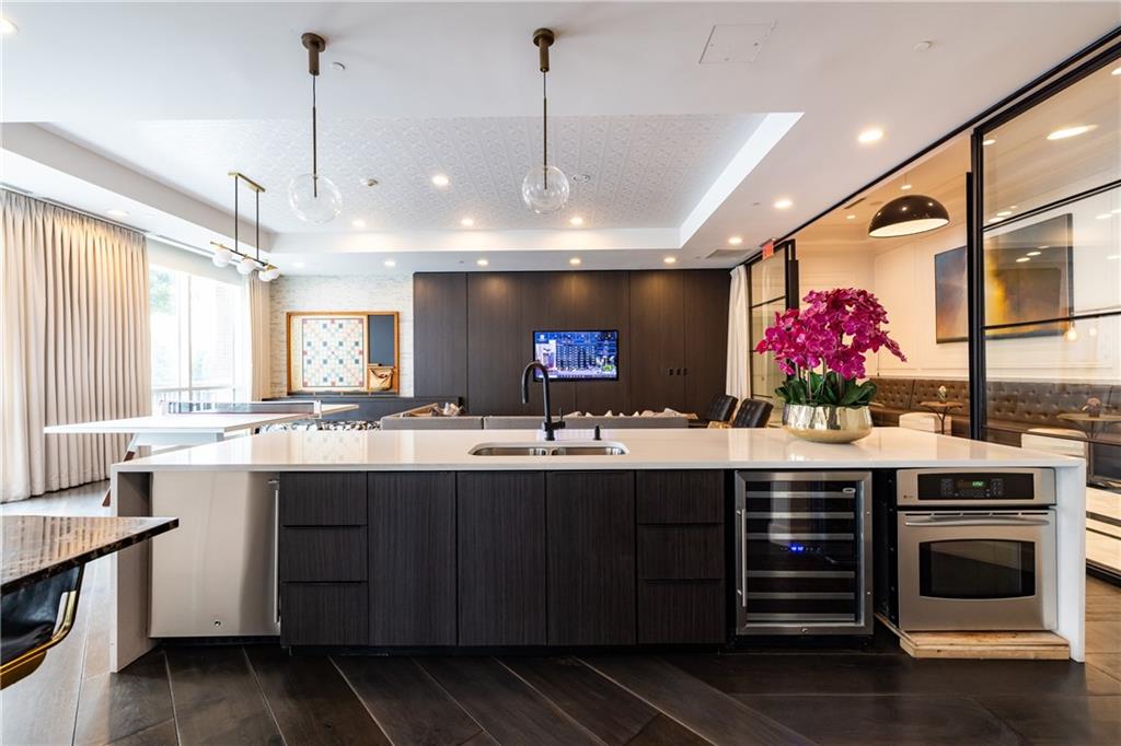 325 E Paces Ferry Road NE Unit 706