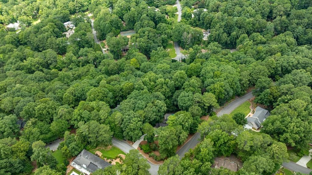 305 River Knoll Drive