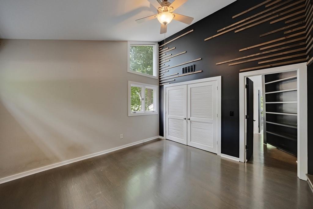 305 River Knoll Drive