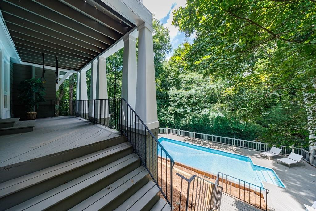 305 River Knoll Drive