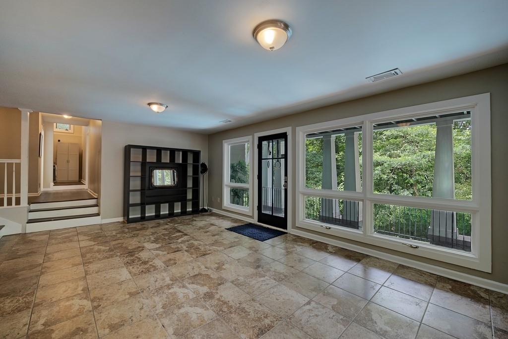 305 River Knoll Drive
