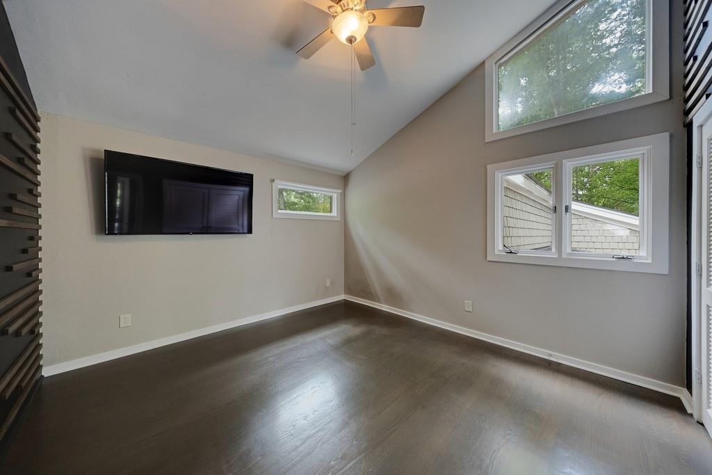 305 River Knoll Drive
