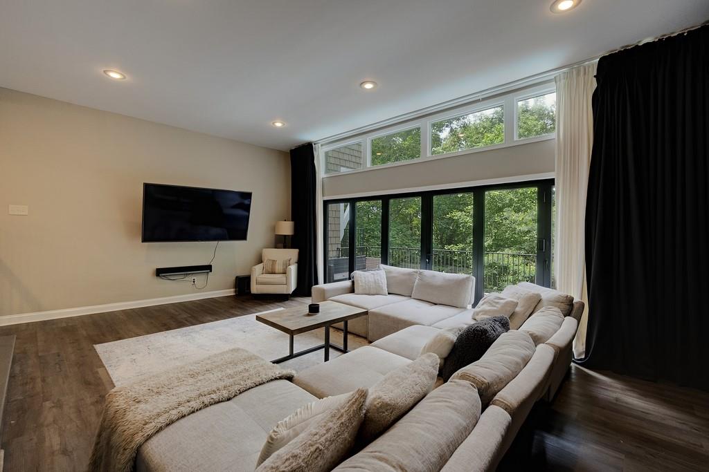 305 River Knoll Drive