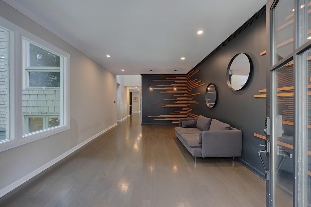 305 River Knoll Drive