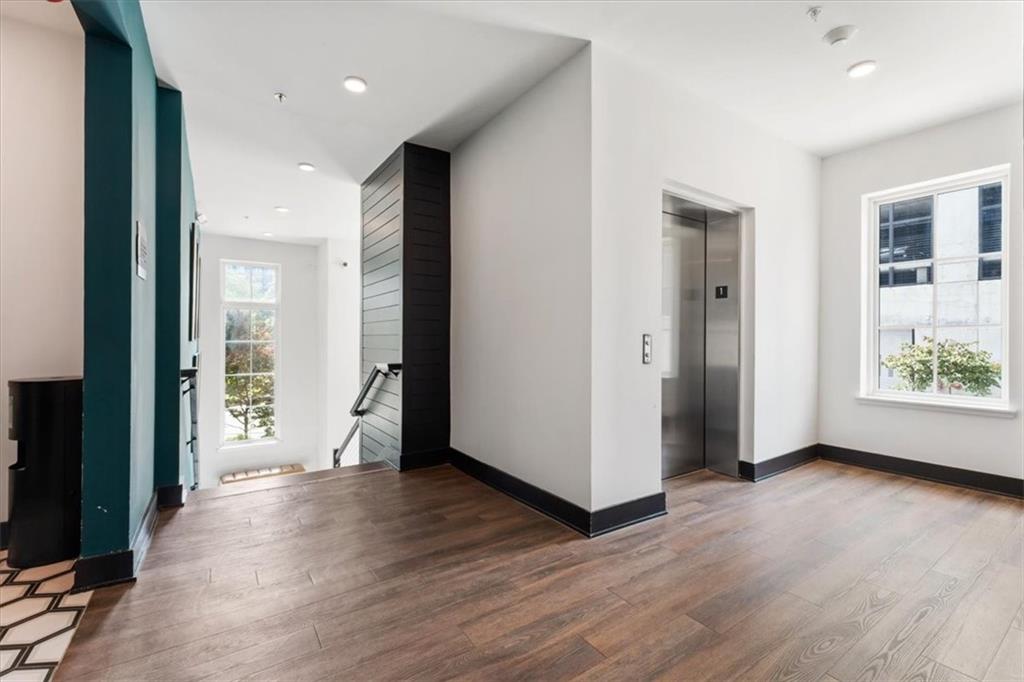 22 Airline Street NE Unit 106
