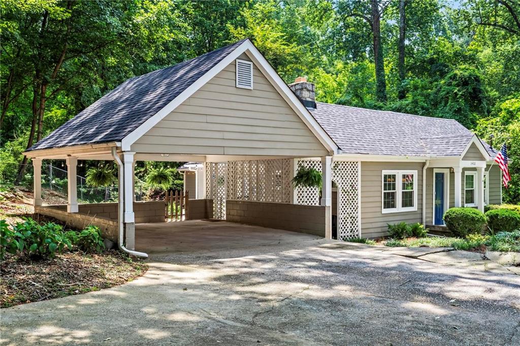 1402 Carter Road