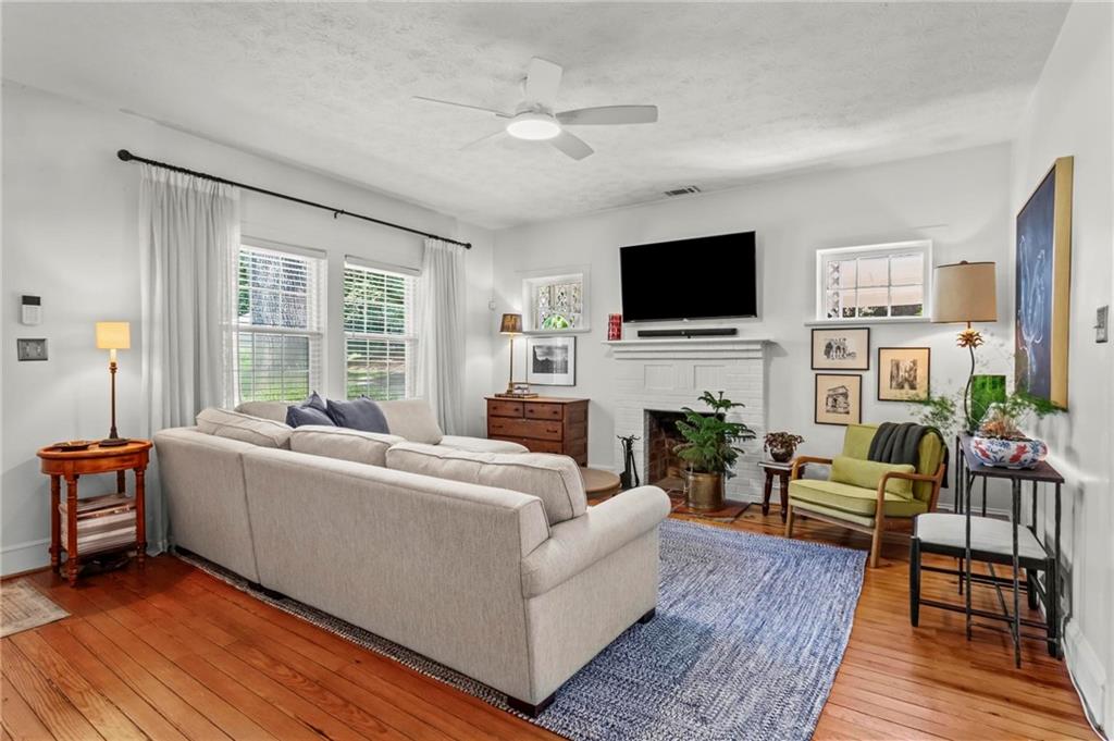 1402 Carter Road