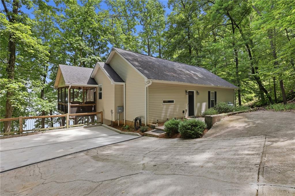 136 Highland Court