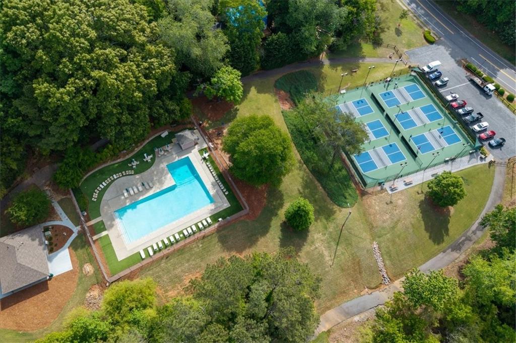 9470 Hillside Drive