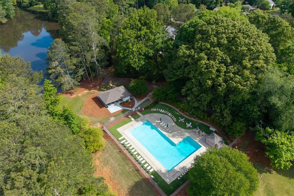 9470 Hillside Drive