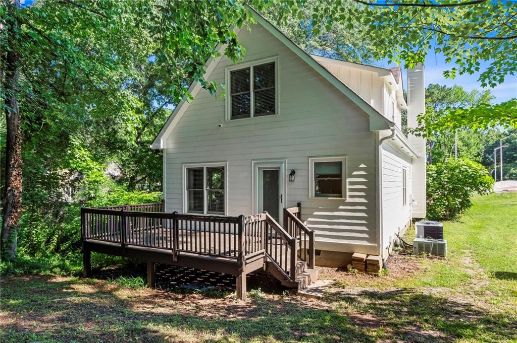 1595 Mcpherson Avenue SE