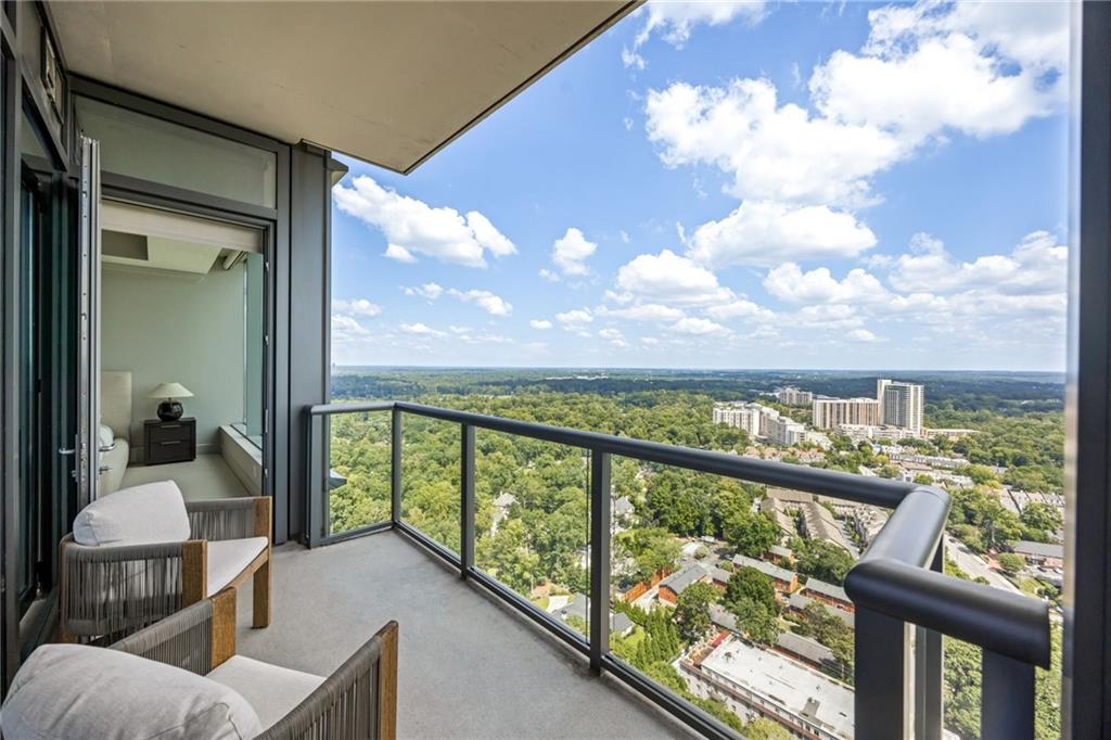 3630 Peachtree Road NE Unit 2604