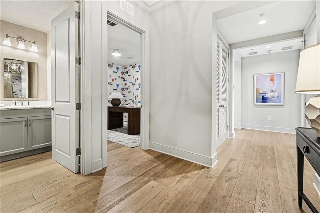 3630 Peachtree Road NE Unit 2604