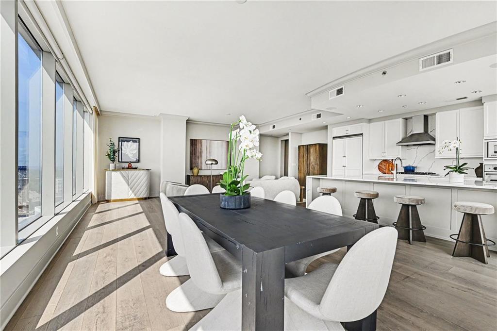 3630 Peachtree Road NE Unit 2604