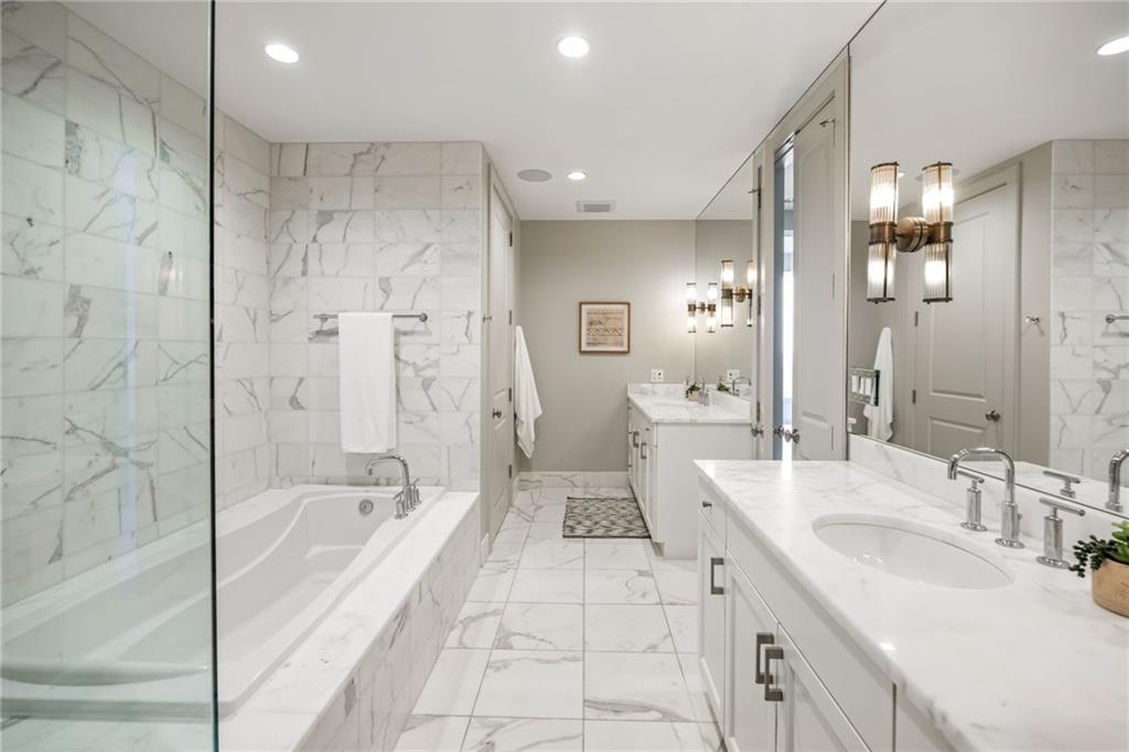 3630 Peachtree Road NE Unit 2604