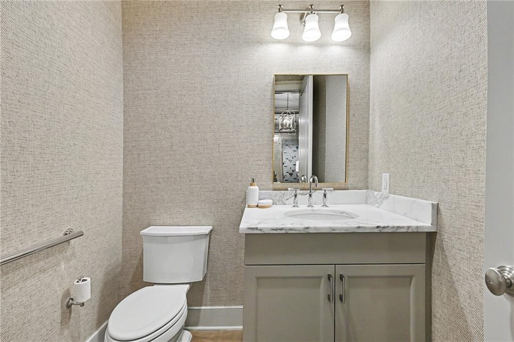 3630 Peachtree Road NE Unit 2604