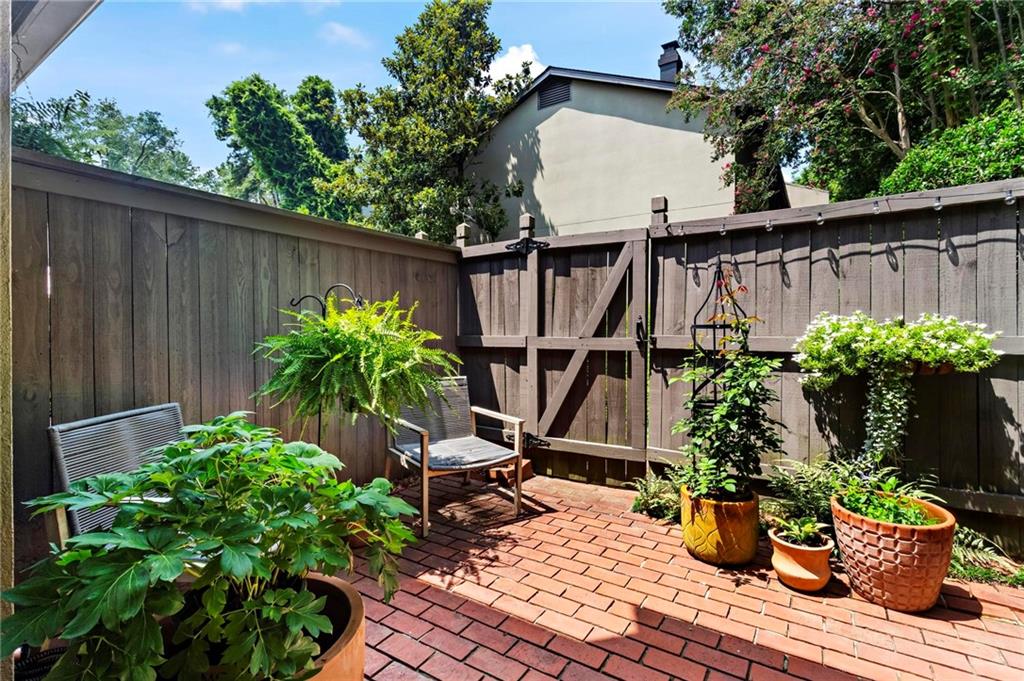 59 Ivy Trail NE