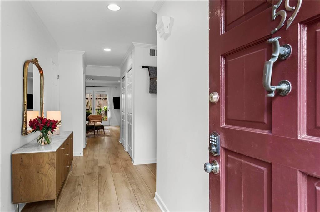 59 Ivy Trail NE